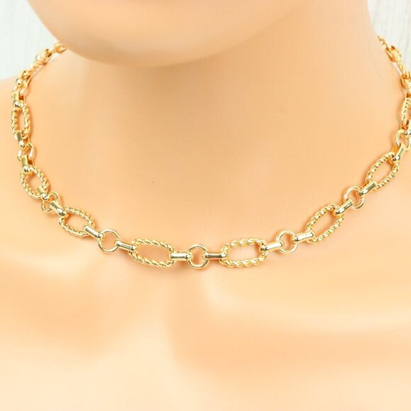 "Minimalist & Elegant Necklace Chain – Perfect for Women & Girls | UNVRC1588 - Picture 8 of 10